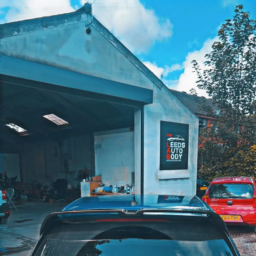 THE LAB Leeds Auto Body Repair Centre