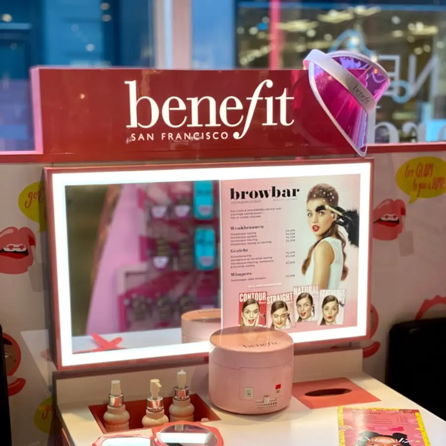 Benefit BrowBar - Amsterdam Kalverstraat