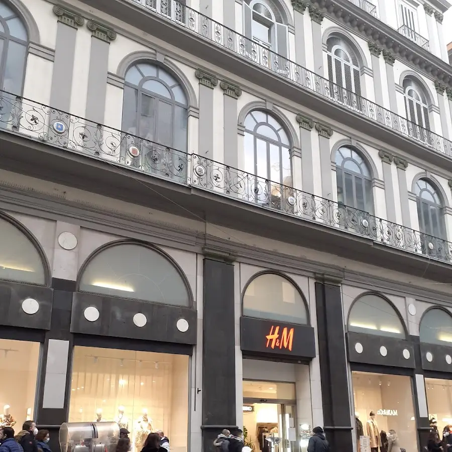 H&amp;M