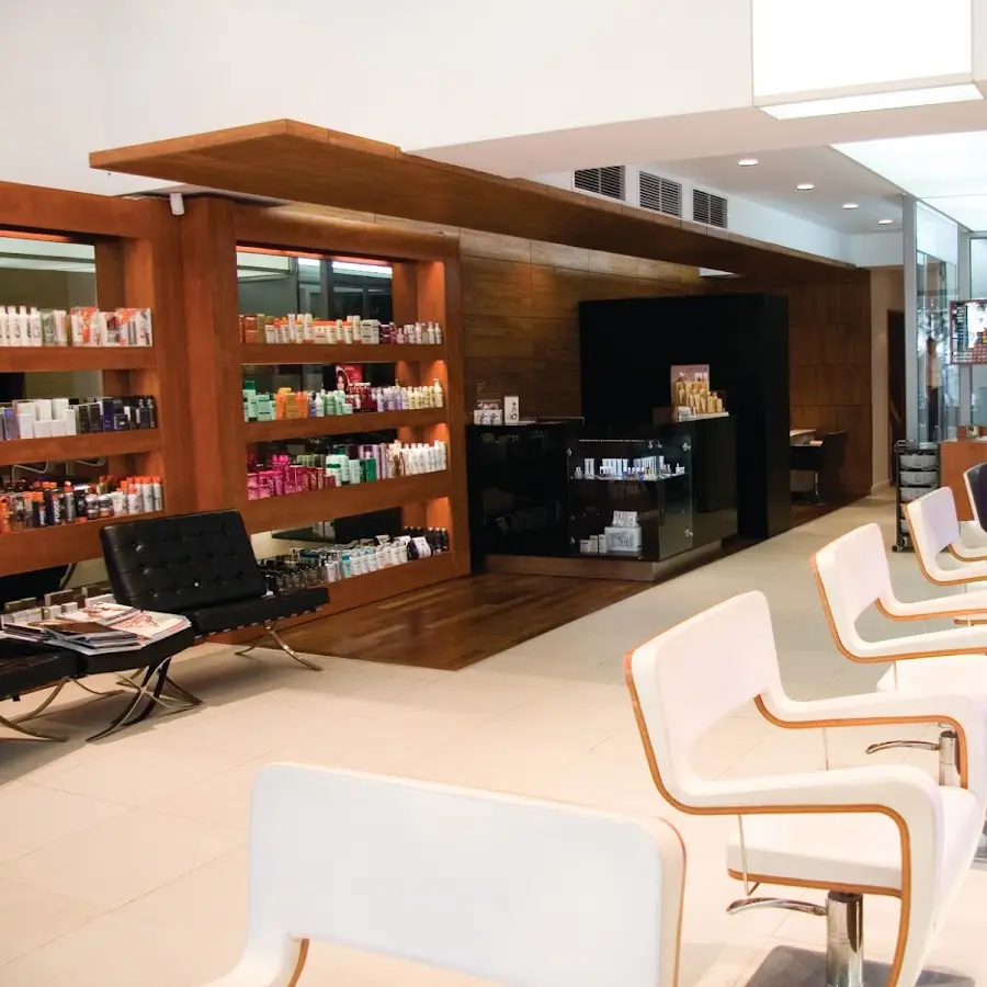 GETT'S Hair Studio - Salon Downtown/Radisson Blu Calea Victoriei