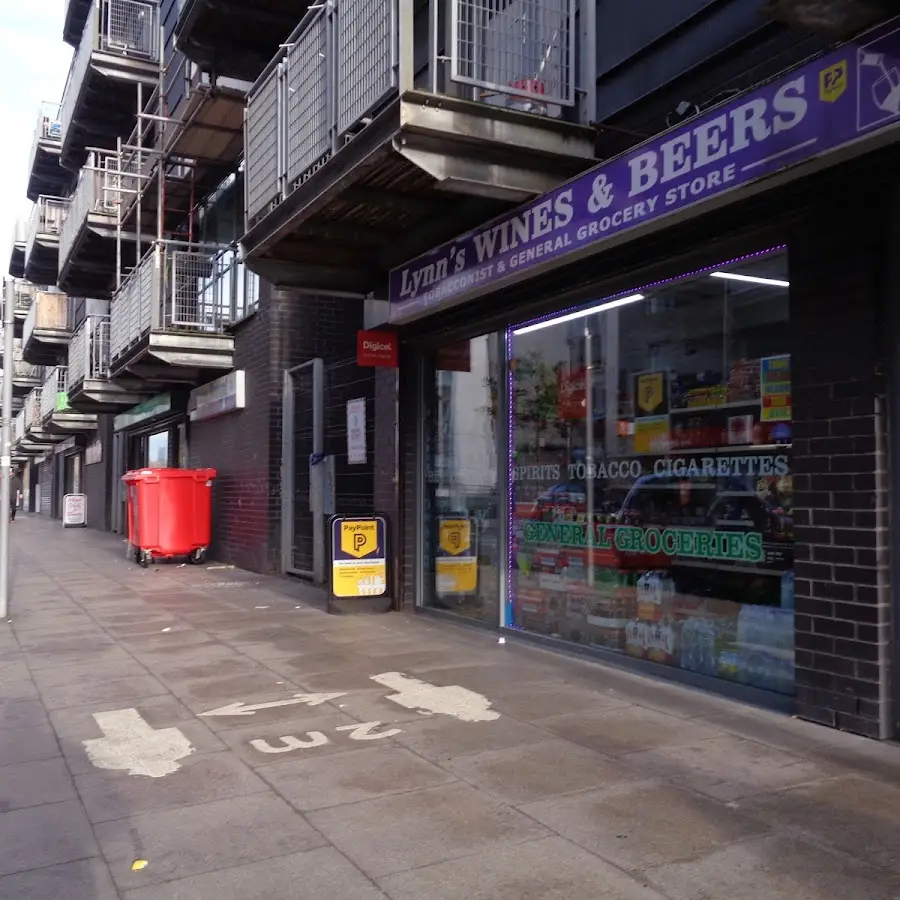 Lynns Off Licence &amp; Grocery