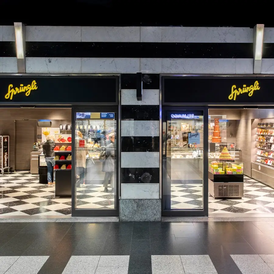 Confiserie Sprüngli - Zürich Hauptbahnhof UG Halle Landesmuseum