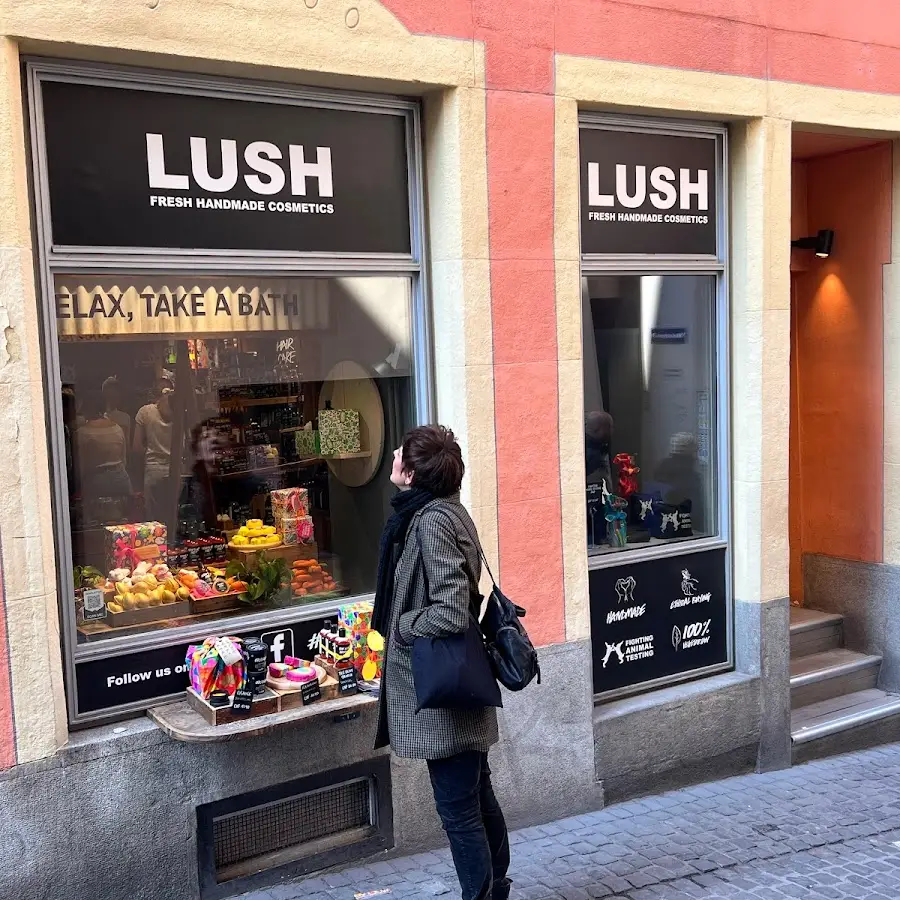 LUSH Fresh Handmade Cosmetics