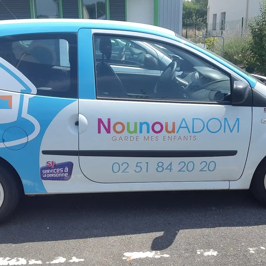 NOUNOU ADOM NANTES | Garde d'enfants à domicile