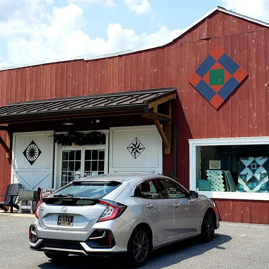 Log Cabin Quilt Shop