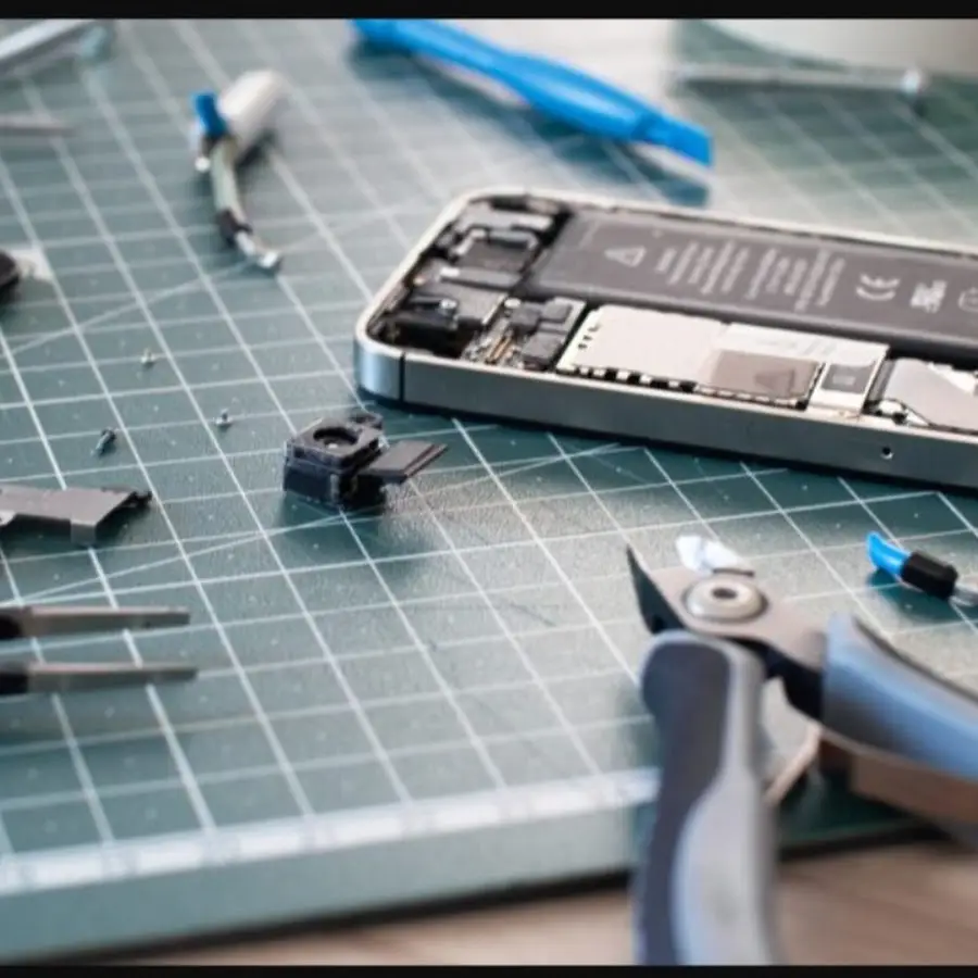 Handy &amp; IPhone Sofort Reparatur! KaLa Systems