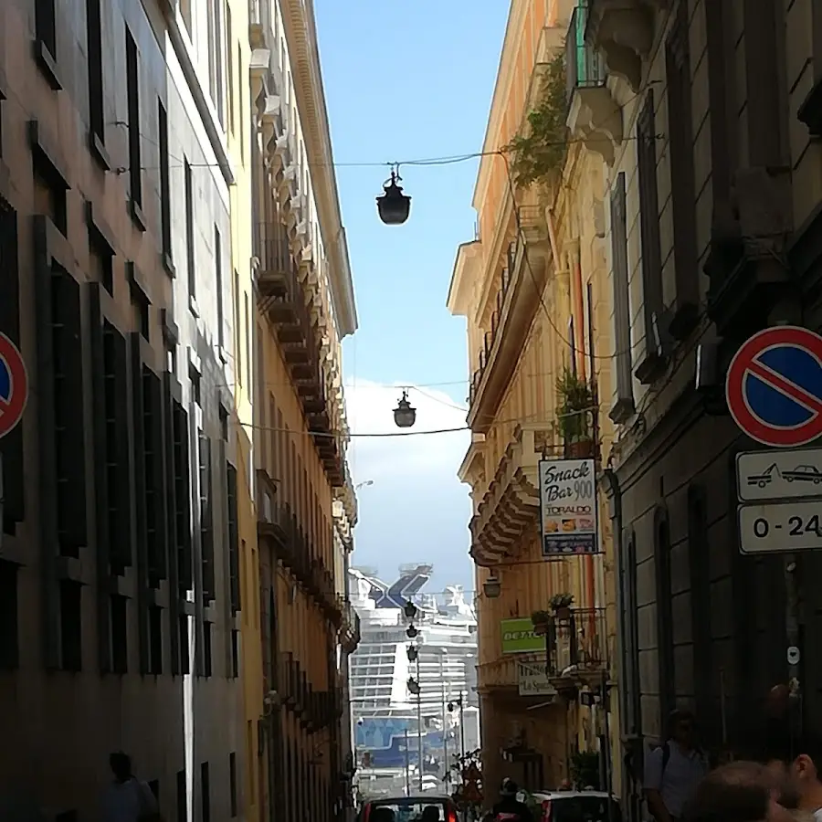 Forbici Follie Parrucchiere Napoli