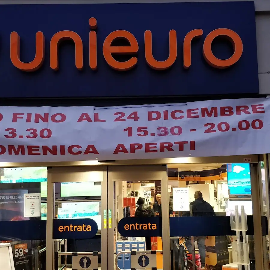 Negozio di Elettronica Unieuro