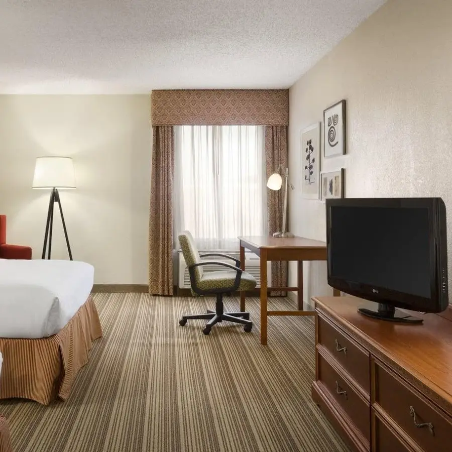 Country Inn &amp; Suites by Radisson, Atlanta Galleria/Ballpark, GA