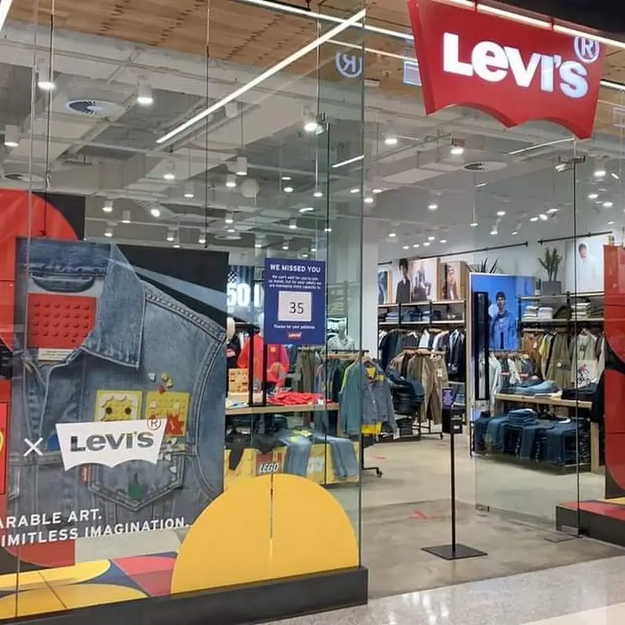 Levi's