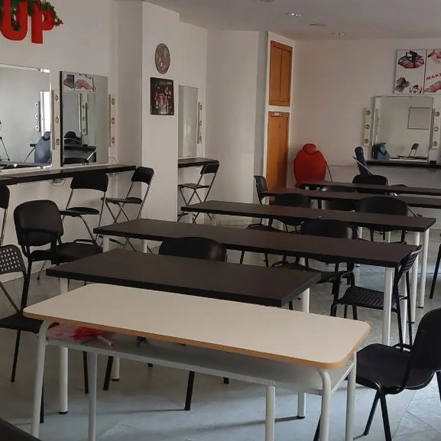 Scuola Futura - Scuola Di Formazione Per Estetiste e Acconciatori