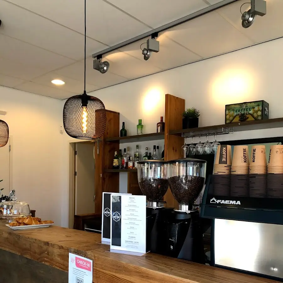 Meet Point Coffee Bar