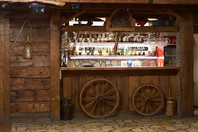 Karczma Dwa Bażanty | Restauracja Piastów