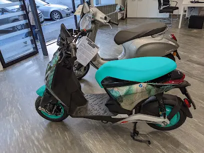 MO.VI Piaggio Piazza Adriano - Concessionaria Piaggio | Vespa | Moto Guzzi | Aprilia