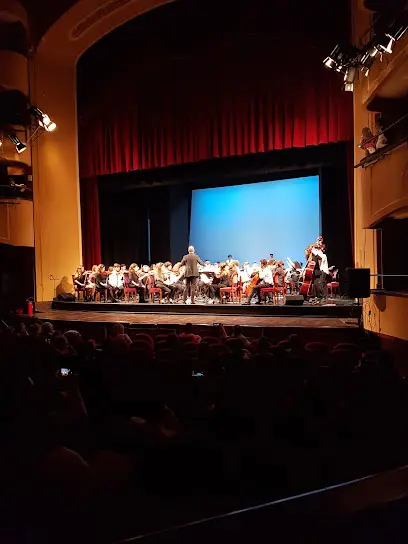 Trianon Viviani - teatro della Canzone napoletana