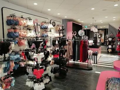 Hunkemöller