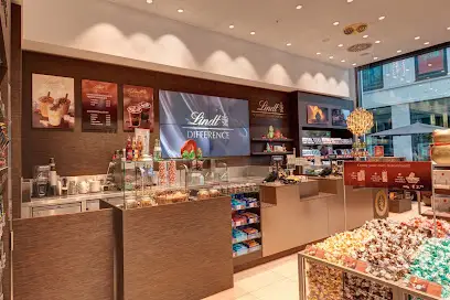 Lindt Boutique Berlin LP12