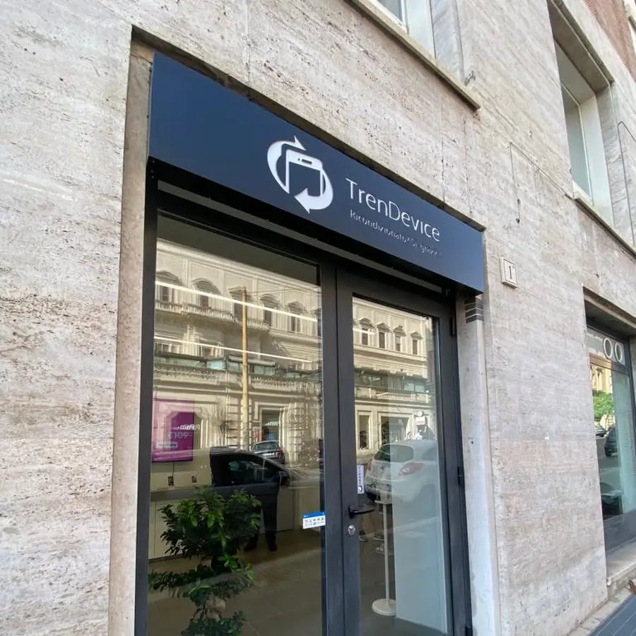 TrenDevice Store Barberini - iPhone Ricondizionati Roma