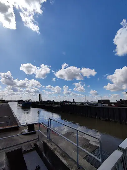 Fischereihafen Schleuse Bremerhaven