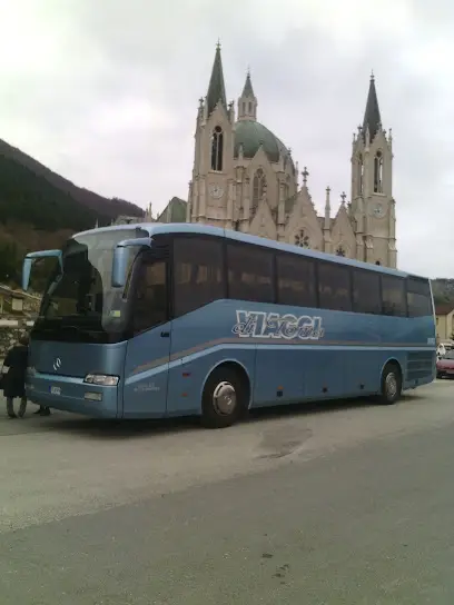 Bus autonoleggio di Toma