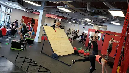 SpartanFit | Entraînement en circuit et obstacles