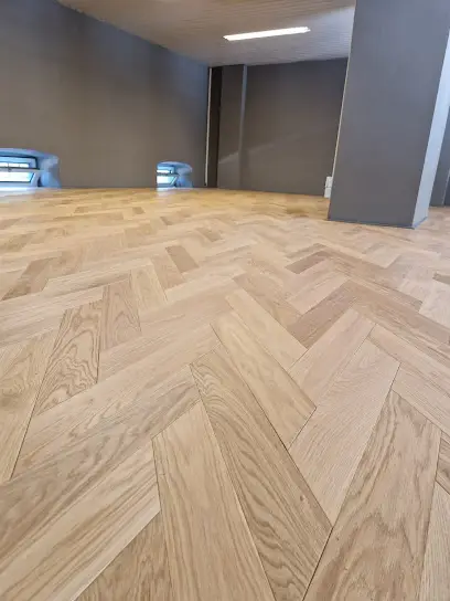 Arena Parquet | Pavimenti in Legno Made in Italy | Showroom