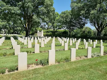 Cimitero Militare E Memoriale Indiani