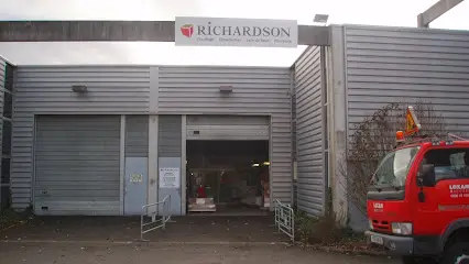 RICHARDSON : SANITAIRE- CHAUFFAGE - PLOMBERIE - PHOTOVOLTAÏQUE