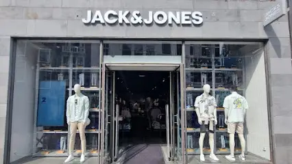 JACK & JONES