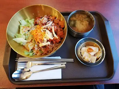 CHOI'S Korean Chicken & Cupbop (Tauron Arena area)