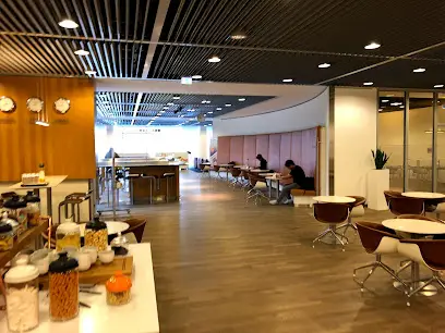 Lufthansa First Class Lounge A