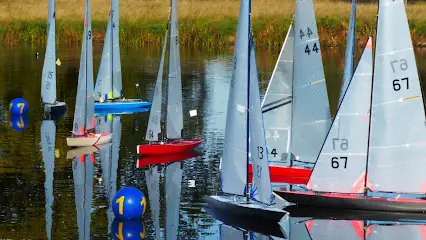 Hampton Court Model Yacht Club