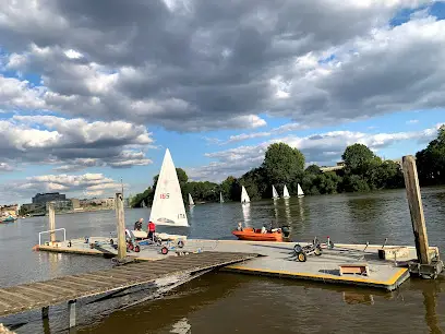 London Corinthian Sailing Club