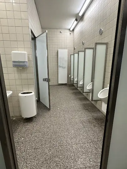 Openbaar toilet onder stadshal