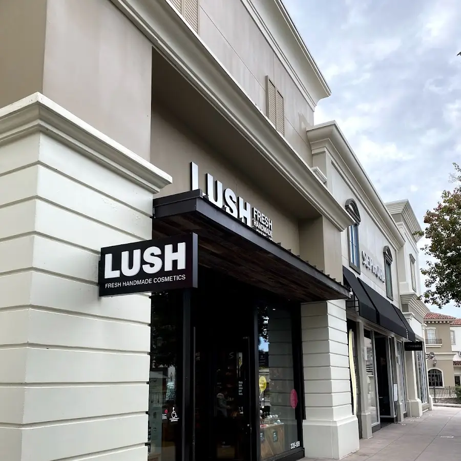 Lush Cosmetics Bridge Street