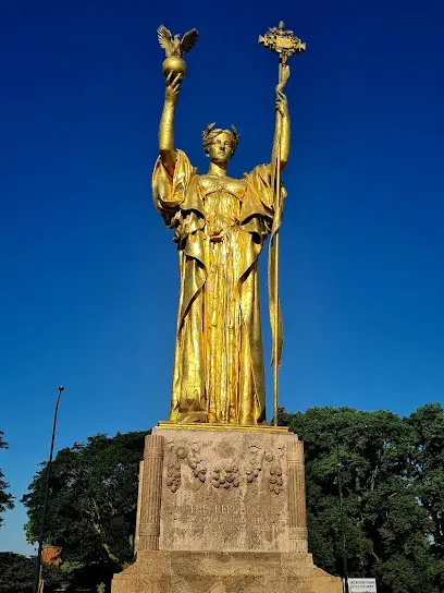 Statue of The Republic