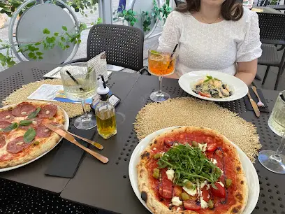 Restauracja eatally Pizza Białystok