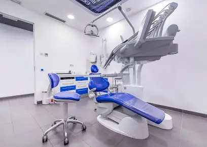 Clínica dental CIMER PATERNA DENTISTAS