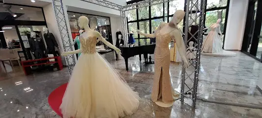 Clara Couture - Abiti da Sposa e da Cerimonia