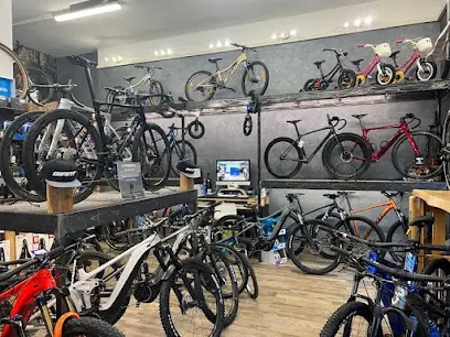 bike shop: mago & fabione