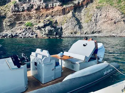 Tender Boating - Noleggio barche e tour privati Isole Eolie