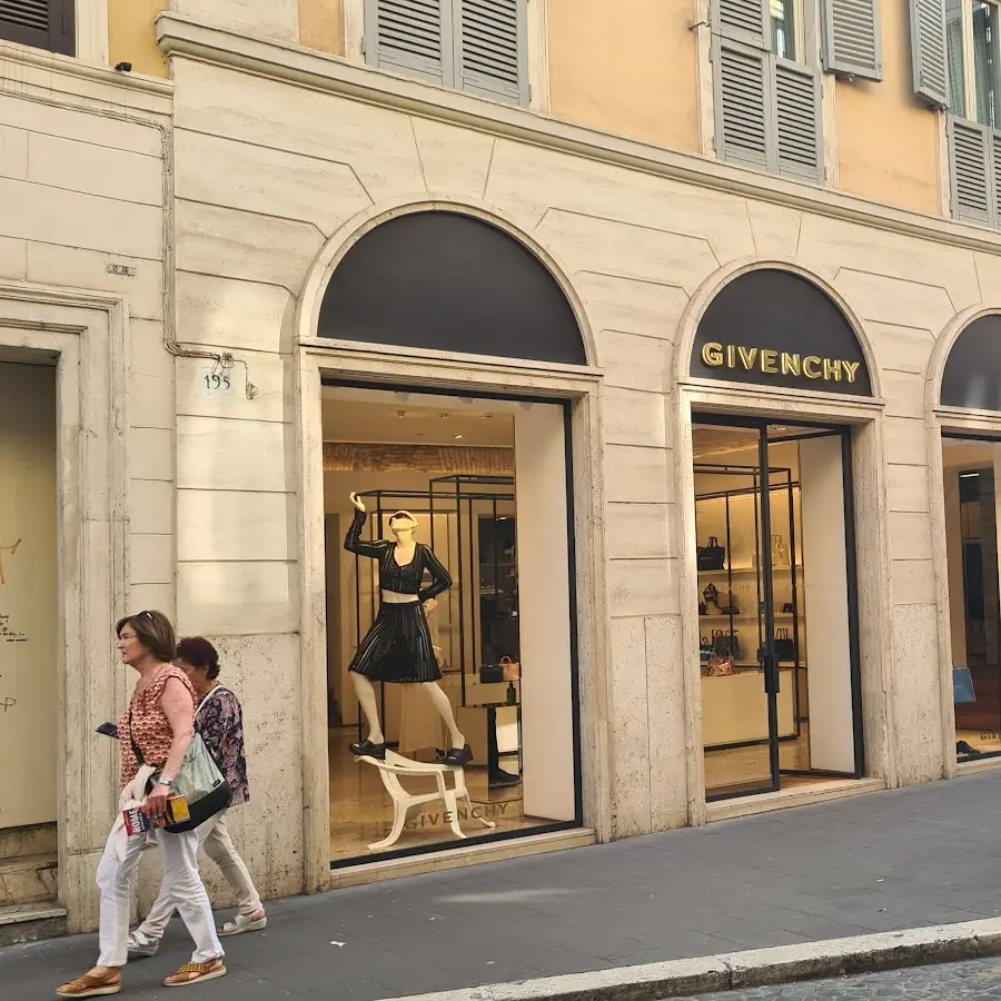 GIVENCHY Roma